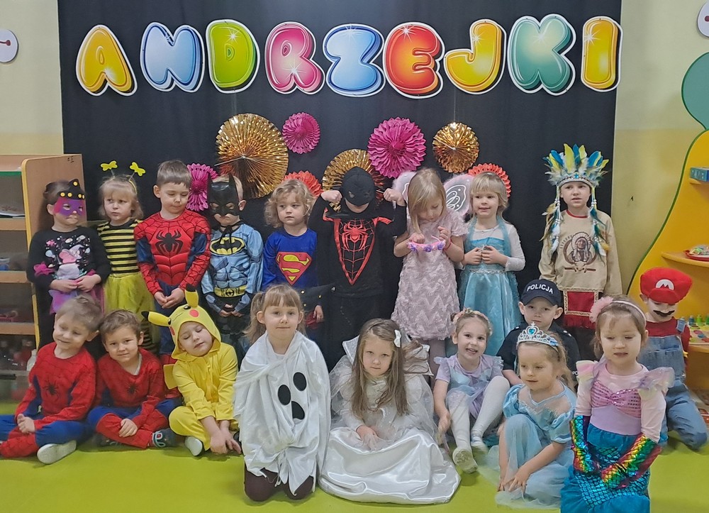 Andrzejki w grupie Krasnali